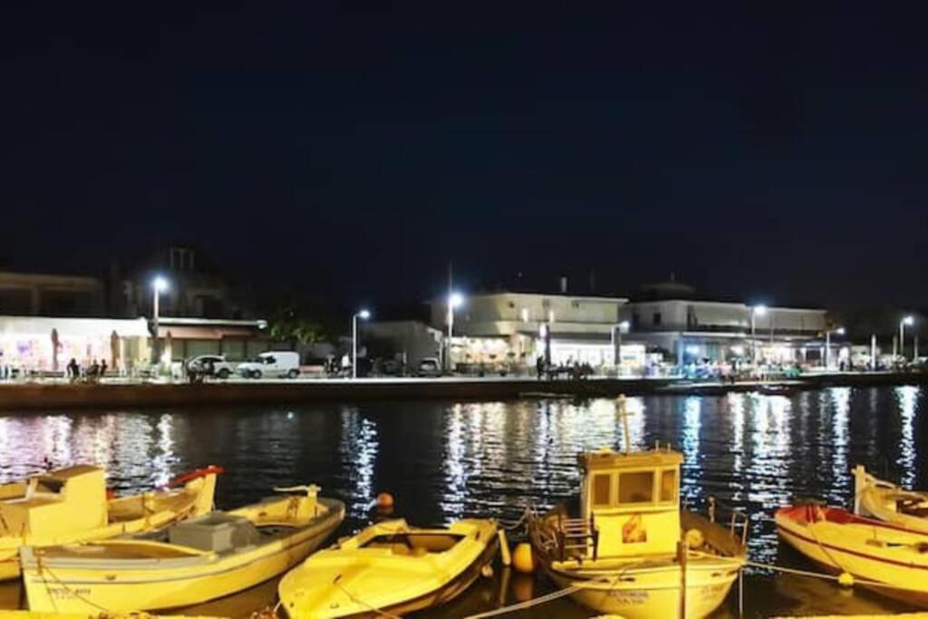 Πολυτελές Διαμέρισμα 3 Χαλκίδα-Παραλία Αυλίδος Paralia Avlidhos 外观 照片